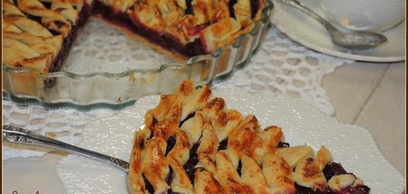 Тарт с вишней