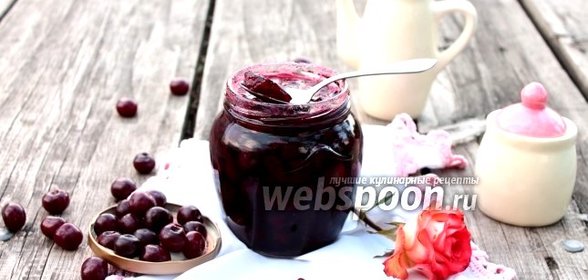 Вишня, консервированная в желе