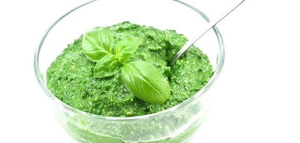 Песто со шпинатом
