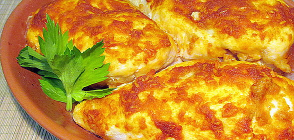 Нежная грудка цыпленка запеченная с томатно- чесночной корочкой!