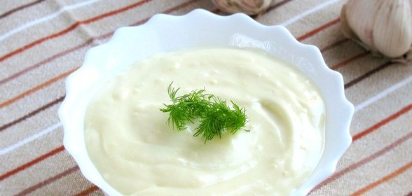 Чесночный соус с майонезом