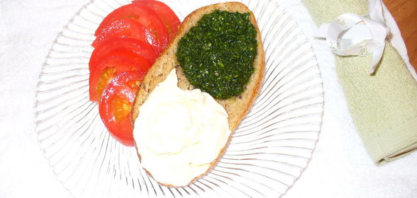 Зеленое итальянское масло