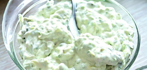 Базиликовый тартар с каперсами