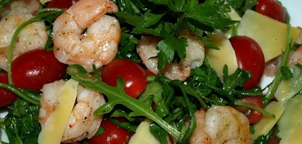 Салат Креветки и руккола