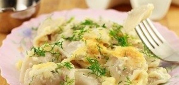 Запеканка из пельменей в мультиварке