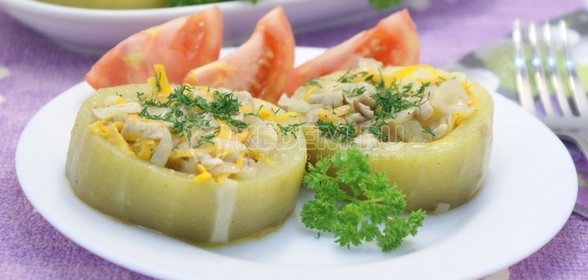 Салат из квашеной капусты и свеклы