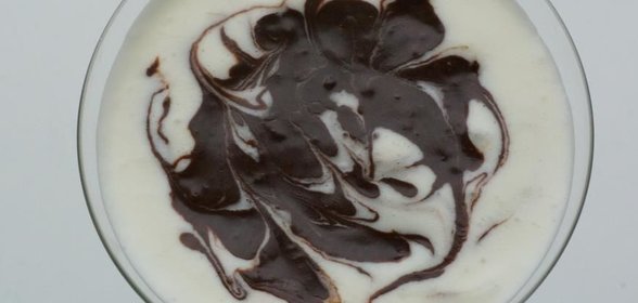 Виноград в белом шоколаде