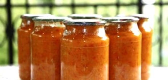 Икра кабачковая с помидорами