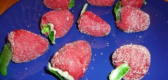 Пирожное Клубничка