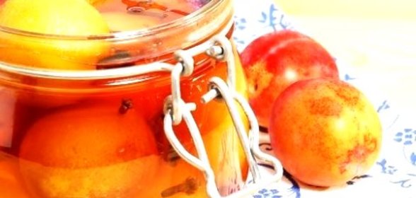 Сливы консервированные