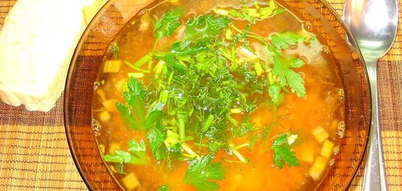 Рыбный суп из консервированной горбуши