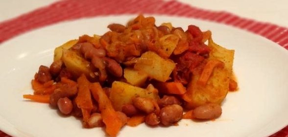 Красная фасоль с овощами