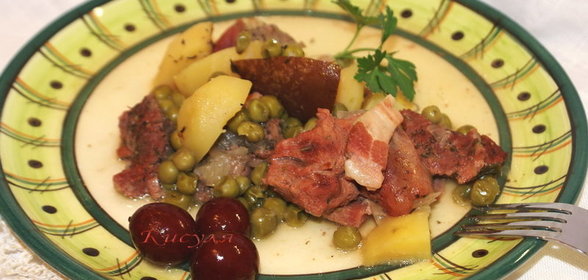 Зелёный горошек с грушей