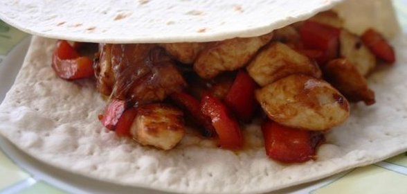 Куриная грудка с перцем и сыром