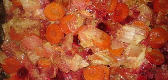 мясо с овощами и фруктами