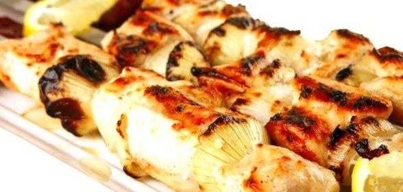 Куриные шашлыки в лимонном маринаде с шафраном