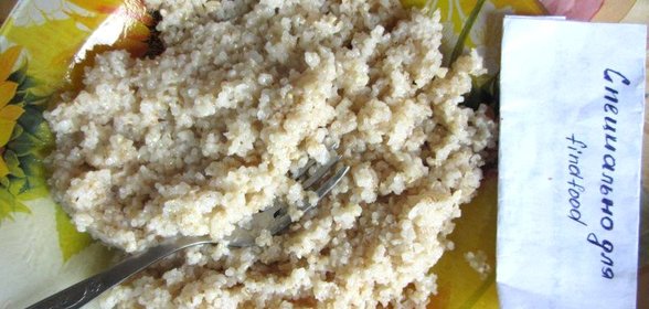 Ароматная ячневая каша со сливочным маслом