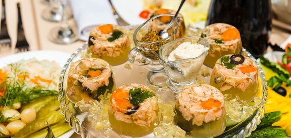 Праздничный холодец: тонкости приготовления + рецепт