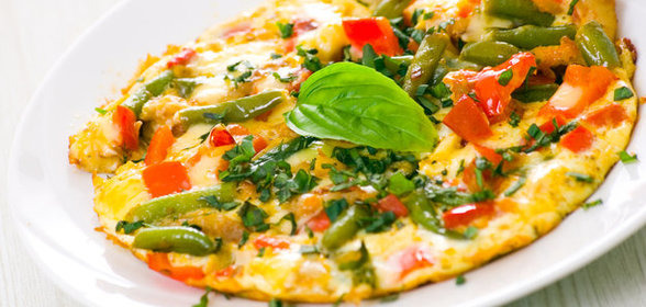 Омлет со стручковой фасолью и сладким перцем