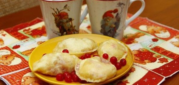 Вареники с ягодами на кефире