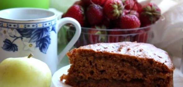 Пирог на воде с вареньем