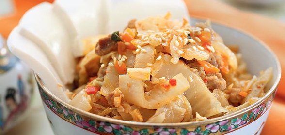 Рагу из кимчи со свининой