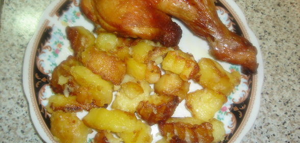 куринные окорочка гриль с картошкой