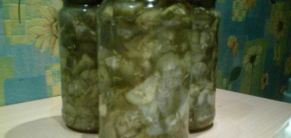 Салат из огурцов на зиму