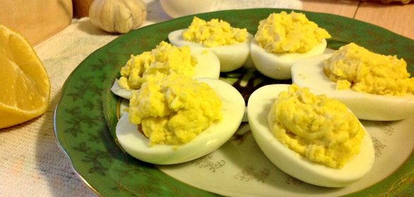 Яйца фаршированные сыром