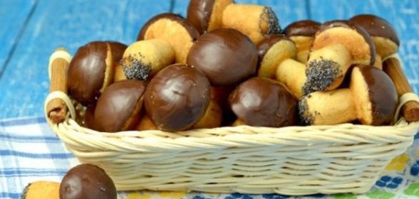 Грибочки из теста