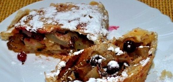 Штрудель с грушей