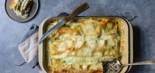 Вегетарианская лазанья с цукини и кукурузой