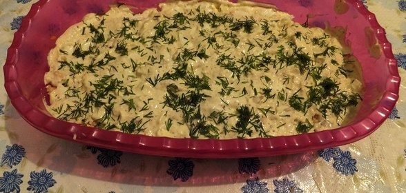Салат мимоза с консервированной горбушей