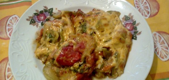 Овощное рагу под сырной шапкой