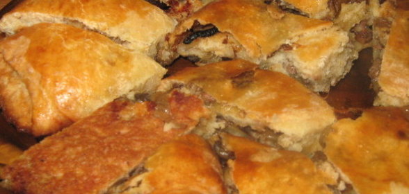 Капуста, квашенная с яблоками и грибами