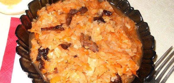 капуста тушеная с черносливом