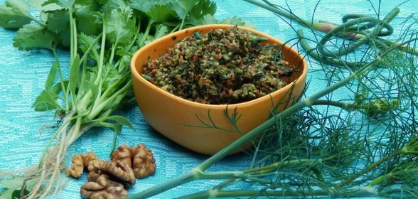 Зелёная аджика