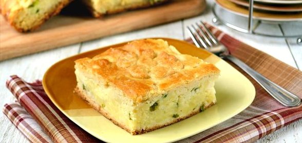 Пирог с брынзой и картофелем