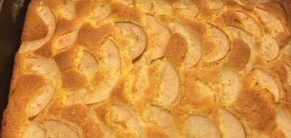 Зеленая фасоль, тушеная со сливочным маслом и сахаром