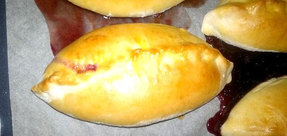 Пирожки с вареньем