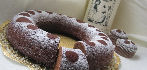 Шоколадный кекс с джемом (Low-Fat Chocolate Cake)