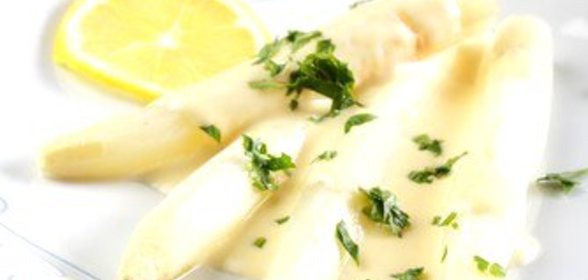 Бланшировання спаржа