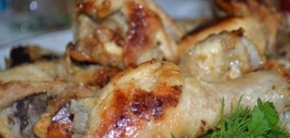 Курица запеченная в кефирном маринаде