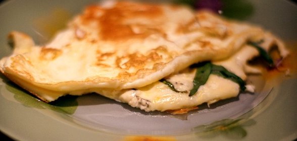 Омлет с голубым сыром