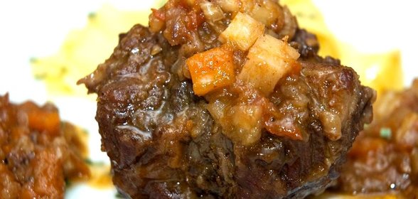 Тушеные Бычьи хвосты