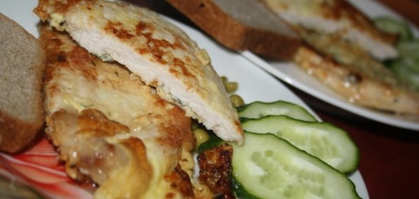 Индюшиные отбивные в яйце с сухой кавказской аджикой