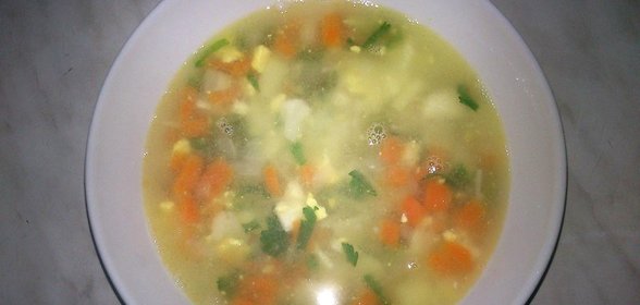 Овощной суп с вермишелью и яйцом