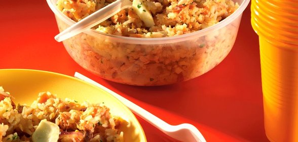 Кеджери с копченым лососем