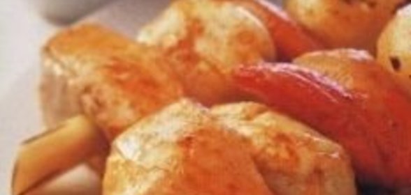 Рулет из мякоти кур, сваренных в фольге