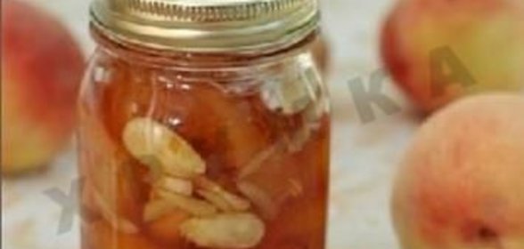 Варенье из персиков с миндалём